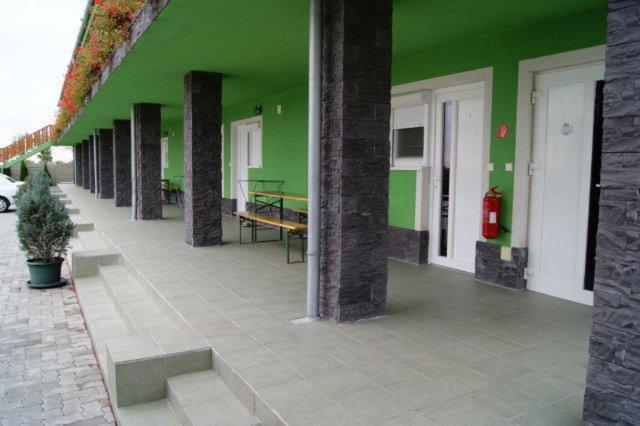 Apartman Taktik Velky Meder Luaran gambar