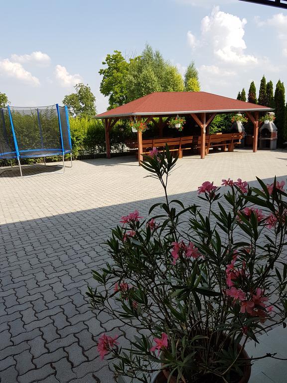 Apartman Taktik Velky Meder Luaran gambar